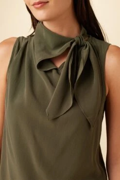 Leyna Washable Silk Blouse - Olive -AGOLDE Shop 7983 Leyna Olive 4