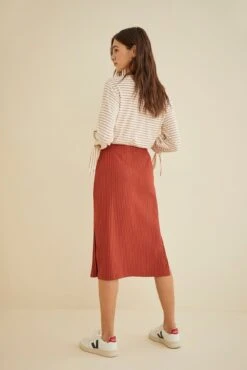 Vindy Paris Rib Skirt - Cinnamon -AGOLDE Shop 9313VindySkirtCinnamon 1471 web f1a90c32 680a 4a81 815d ca31b6dcd940