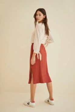 Vindy Paris Rib Skirt - Cinnamon -AGOLDE Shop 9313VindySkirtCinnamon 1473 web 40cb2699 e893 4bc8 8d16 d7bb54f31b10