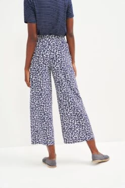Salice Washable Silk Pants - Navy Sauvage -AGOLDE Shop 9388 Salice Washable Silk Sauvage Print 0402 web 5d75f935 89ff 4cb0 8e0c 3c72266c2bc7