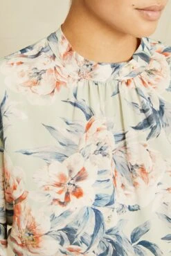 Endora Washable Silk Blouse - Paulette Floral -AGOLDE Shop 9603 Endora Paulette Print 12959 web 882a69ae 9b25 4d37 a222 8b369fd3eec5