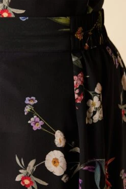 Blaze Washable Silk Skirt - Marin Floral 9 Blaze Washable Silk Skirt - Marin Floral -AGOLDE Shop 9838 Blaze Silk Marin Floral 5