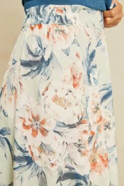 Blaze Washable Silk Skirt - Paulette Floral -AGOLDE Shop 9838 Blaze Washable Silk Paulette Print 10990 web c44a0ef1 2834 4a22 bf8a dc03af4be11e