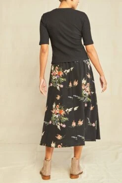 Blaze Washable Silk Skirt - Treviso Floral -AGOLDE Shop 9838 Blaze Washable Silk Treviso Print 0143 web 955c066b 4976 4246 8c45 5349409eb294