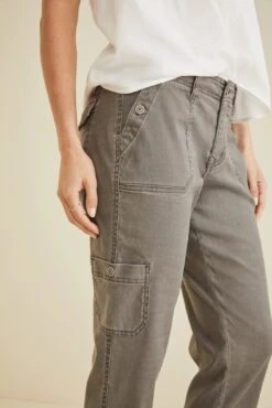 Dayla Cargo Pants 34 Dayla Cargo Pants -AGOLDE Shop Level 99 Dayla Cargo Shade 3204 web