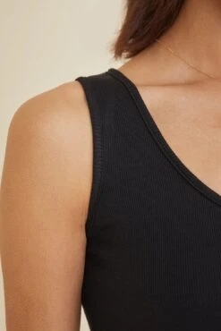 Mirabelle Dream Rib Tank - ReAmour -AGOLDE Shop Mirabelle Black 3169 web 93f03684 cd79 49ac b71c 6a9464de26ba