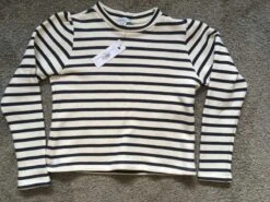 Stevie Sweatshirt - ReAmour -AGOLDE Shop Submission 1640894109302