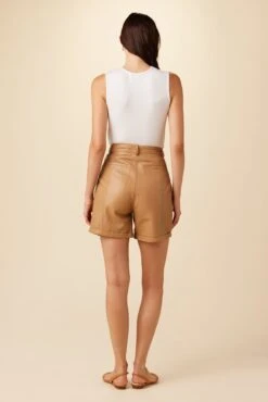 Deadwood Suzy Short - Tan 9 Deadwood Suzy Short - Tan -AGOLDE Shop TBD Deadwood Suzy Short 3