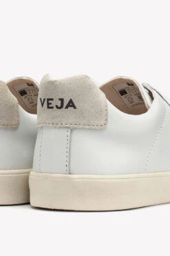 Veja Esplar Logo Sneaker - White -AGOLDE Shop VEJA ESPLAR LEATHER EXTRA WHITE2 2 6cd01c33 c21d 4393 a916 4fb726420b2a