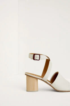 Coclico Billie Sandal 6 Coclico Billie Sandal -AGOLDE Shop coclico billie rock avorio 0009